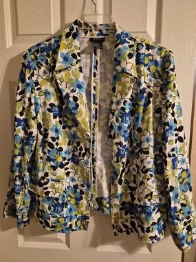 Roth Floral Linen Blend Blazer in Blue & Green